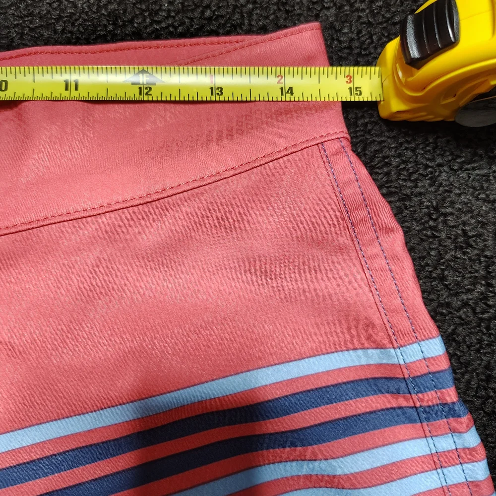 Vineyard Vines Striped Jetty Red Blue Performance Swim Shorts Men's 28 New